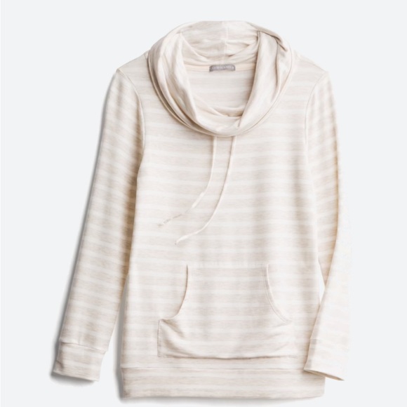 Maternity clothes bundle - Stitch Fix - Picture 4 of 9